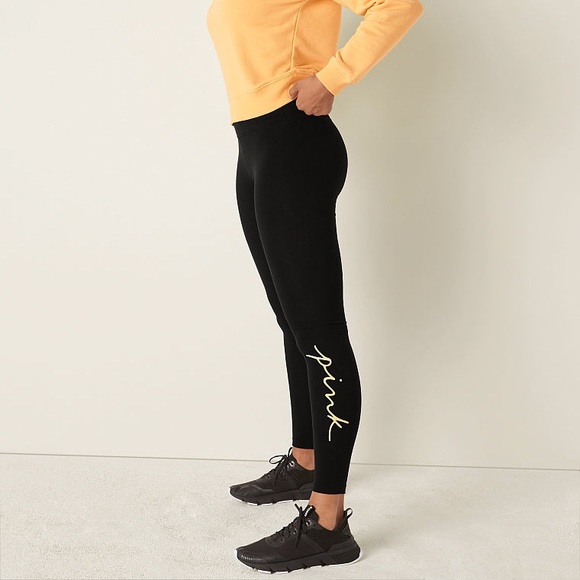 ๐VS PINK BLACK HONEYCOMB SCRIPT LOGO LEGGINGS - Picture 2 of 8